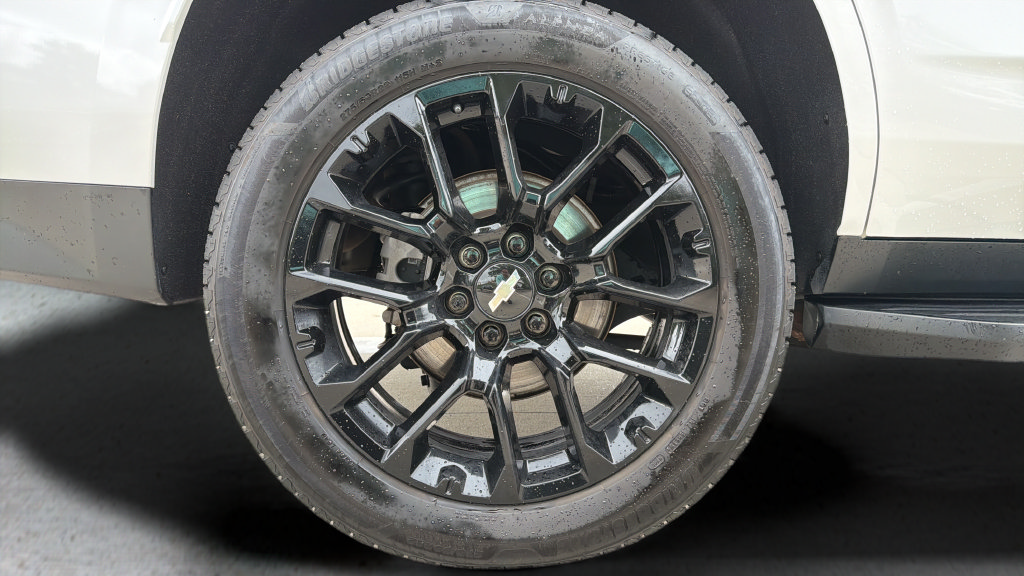 Used 2022 Chevrolet Tahoe LT w/ Luxury Package AWD/4WD image 28