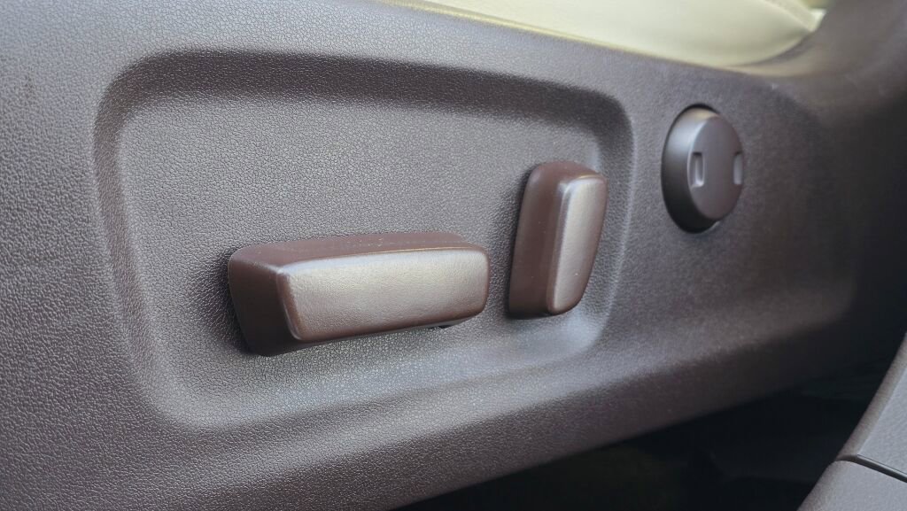 Used 2020 Lexus RX 350 AWD w/ Premium Package image 26