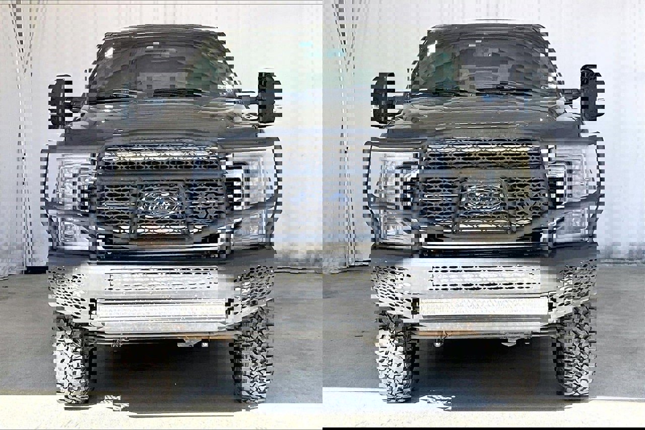 Used 2020 Ford F250 Lariat w/ Tremor Off-Road Package image 3