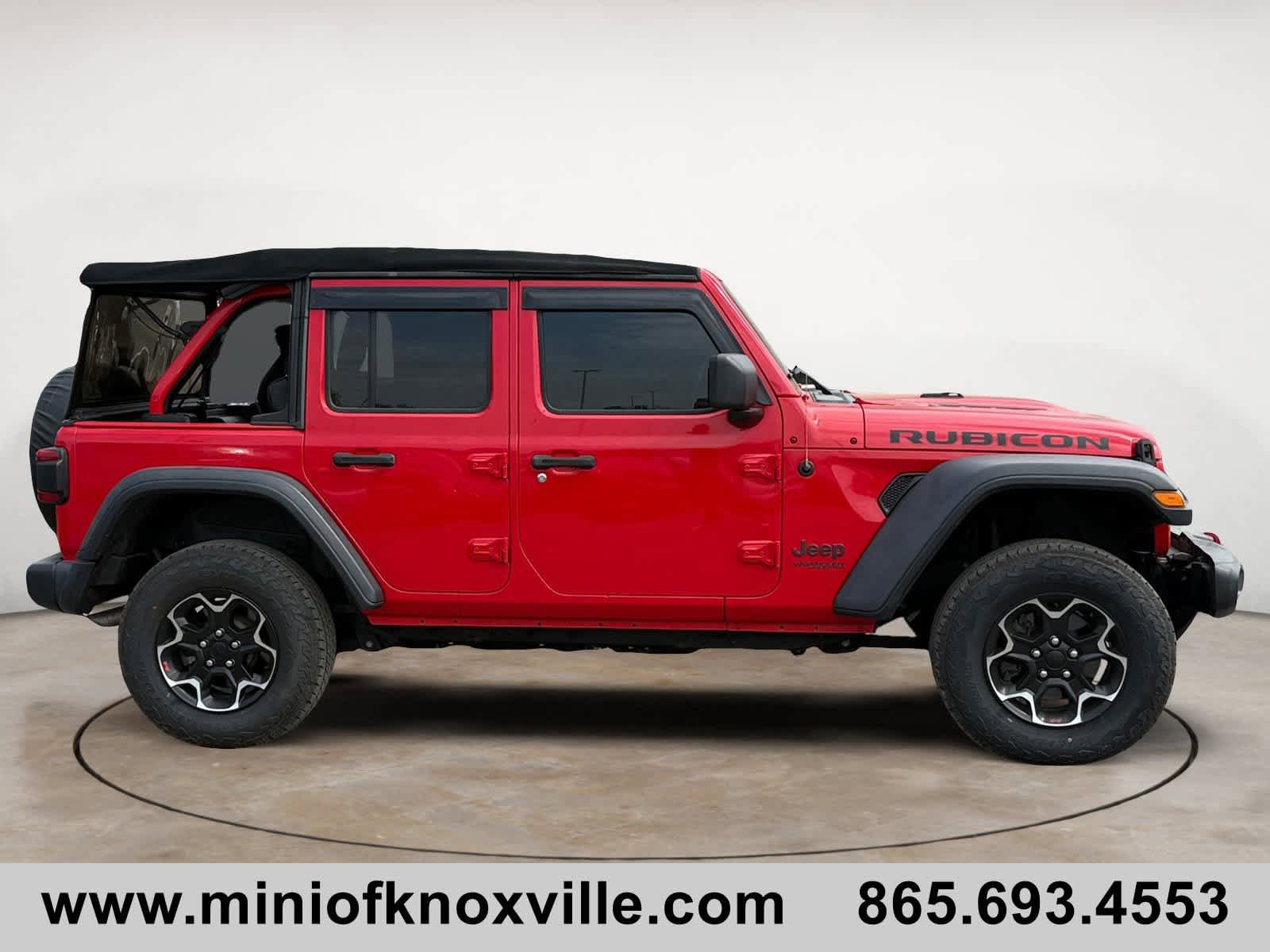 Used 2018 Jeep Wrangler Unlimited Rubicon w/ LED Lighting Group AWD/4WD image 2