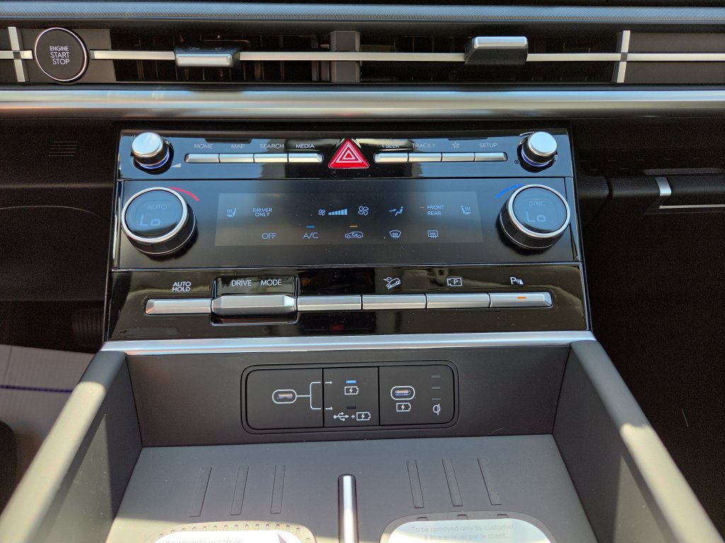 New 2027 Hyundai Santa Fe SEL FWD image 25