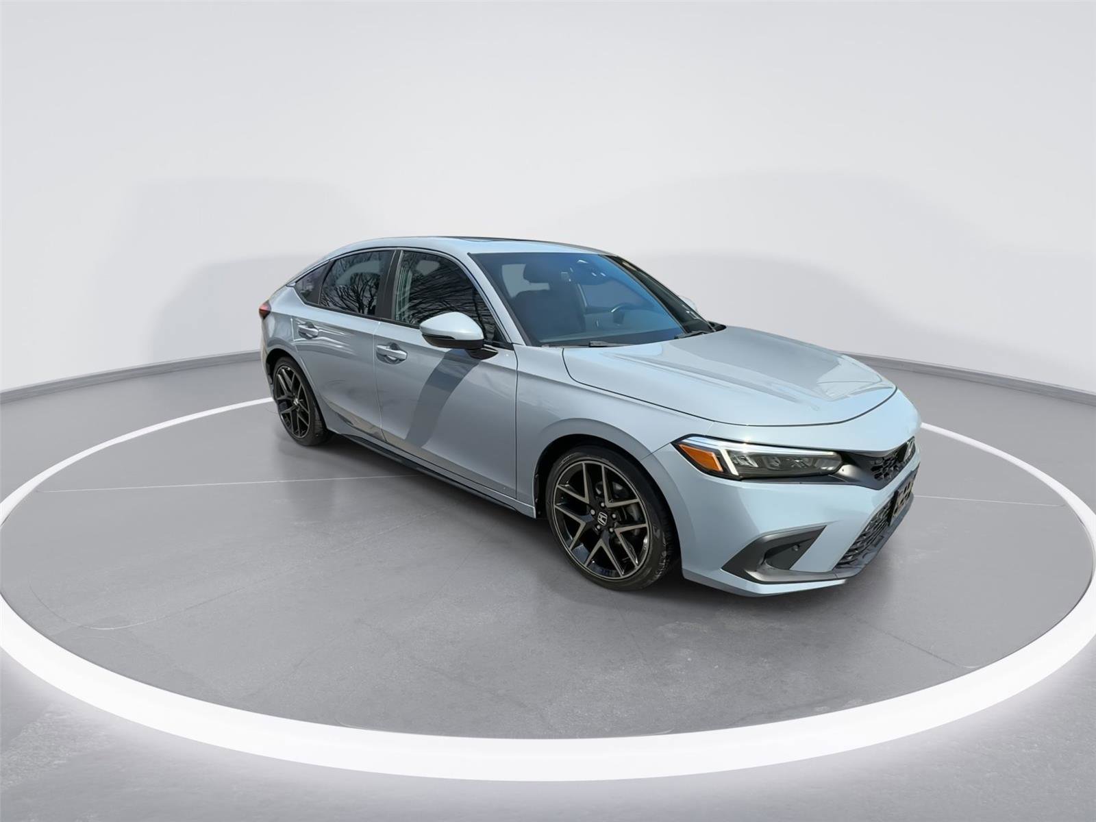 Used 2022 Honda Civic Sport Touring image 2