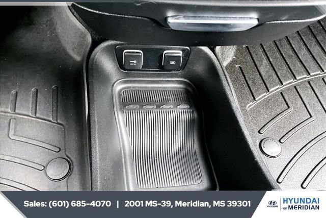 Used 2020 Chrysler Pacifica Touring-L w/ S Appearance Package image 23