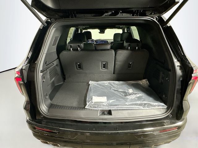 New 2026 Chevrolet Traverse RS image 28