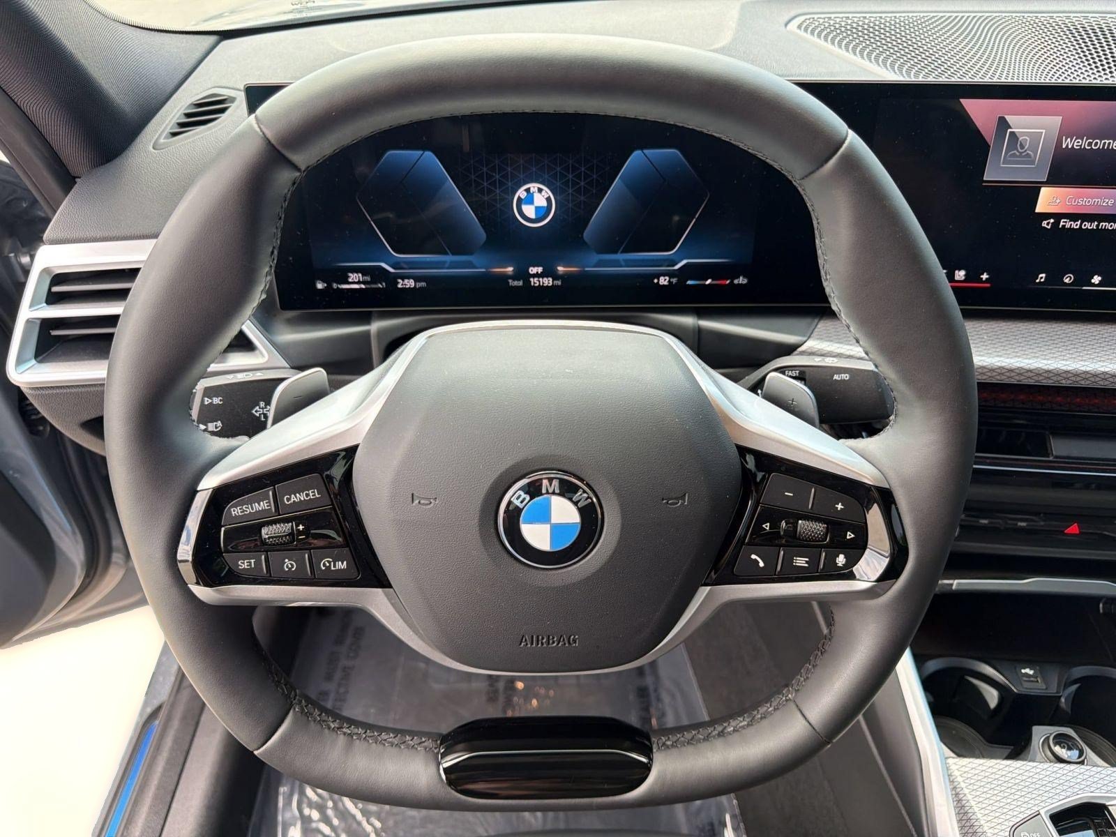 Used 2025 BMW 330i Sedan w/ M Sport Package RWD image 26