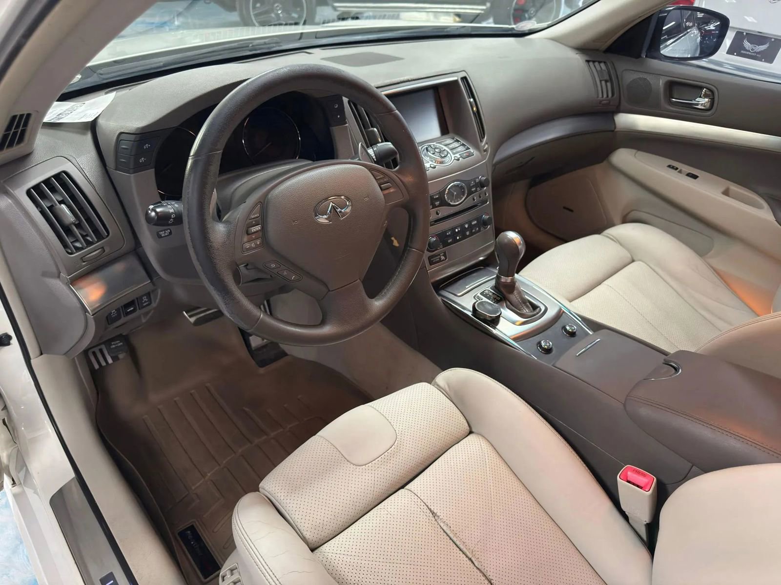 Used 2011 INFINITI G37 Journey w/ Sport Pkg - RWD image 32