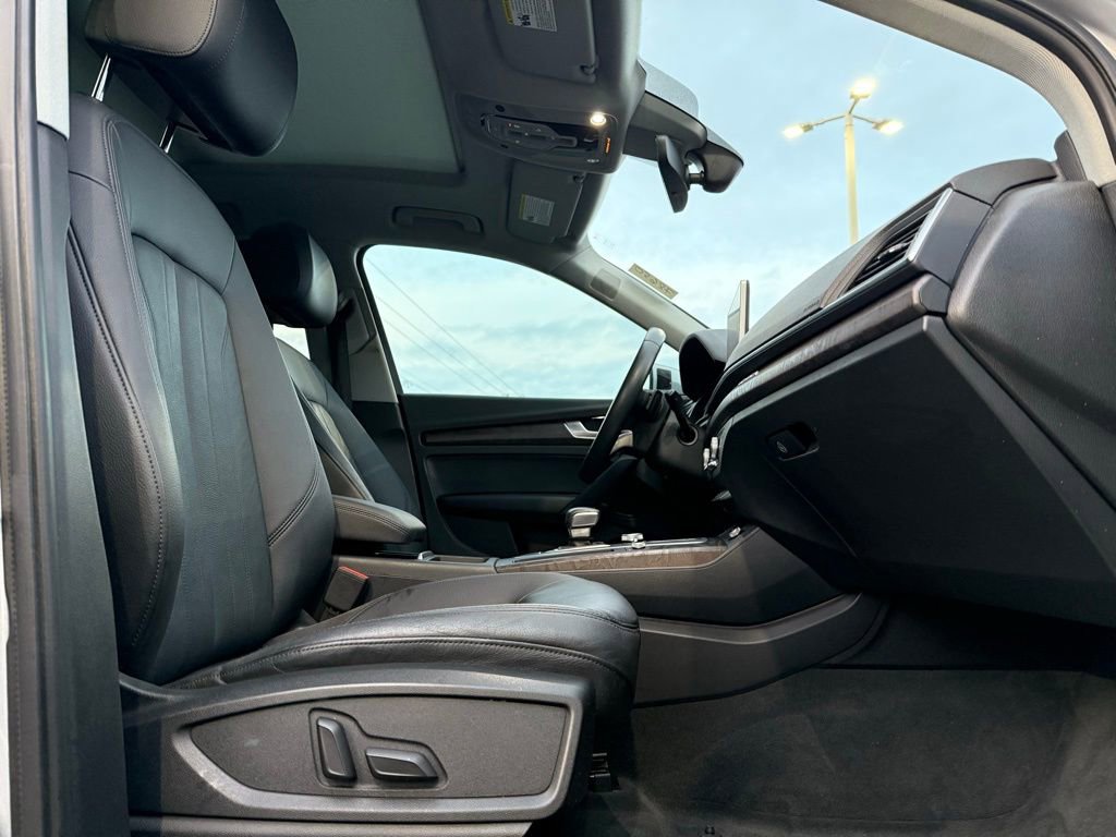 Used 2018 Audi Q5 2.0T Premium Plus w/ Premium Plus Package image 21