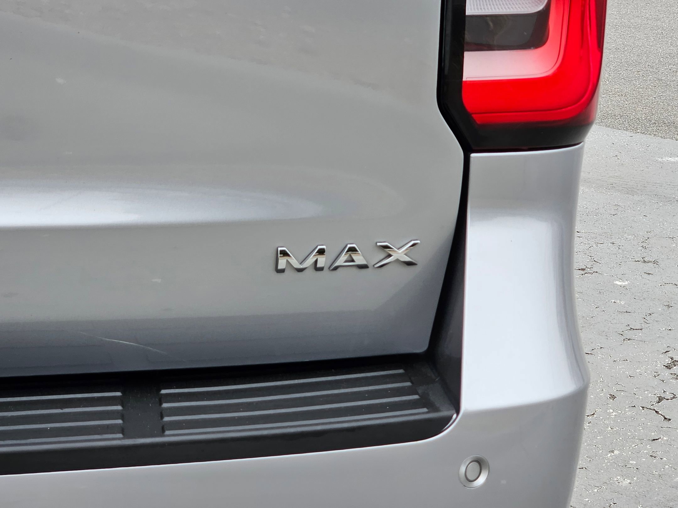 Used 2024 Ford Expedition Max Limited image 31