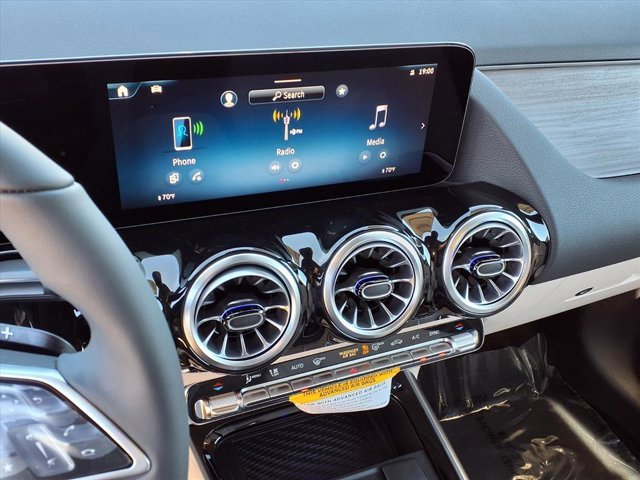 New 2026 Mercedes-Benz GLA 250 image 5