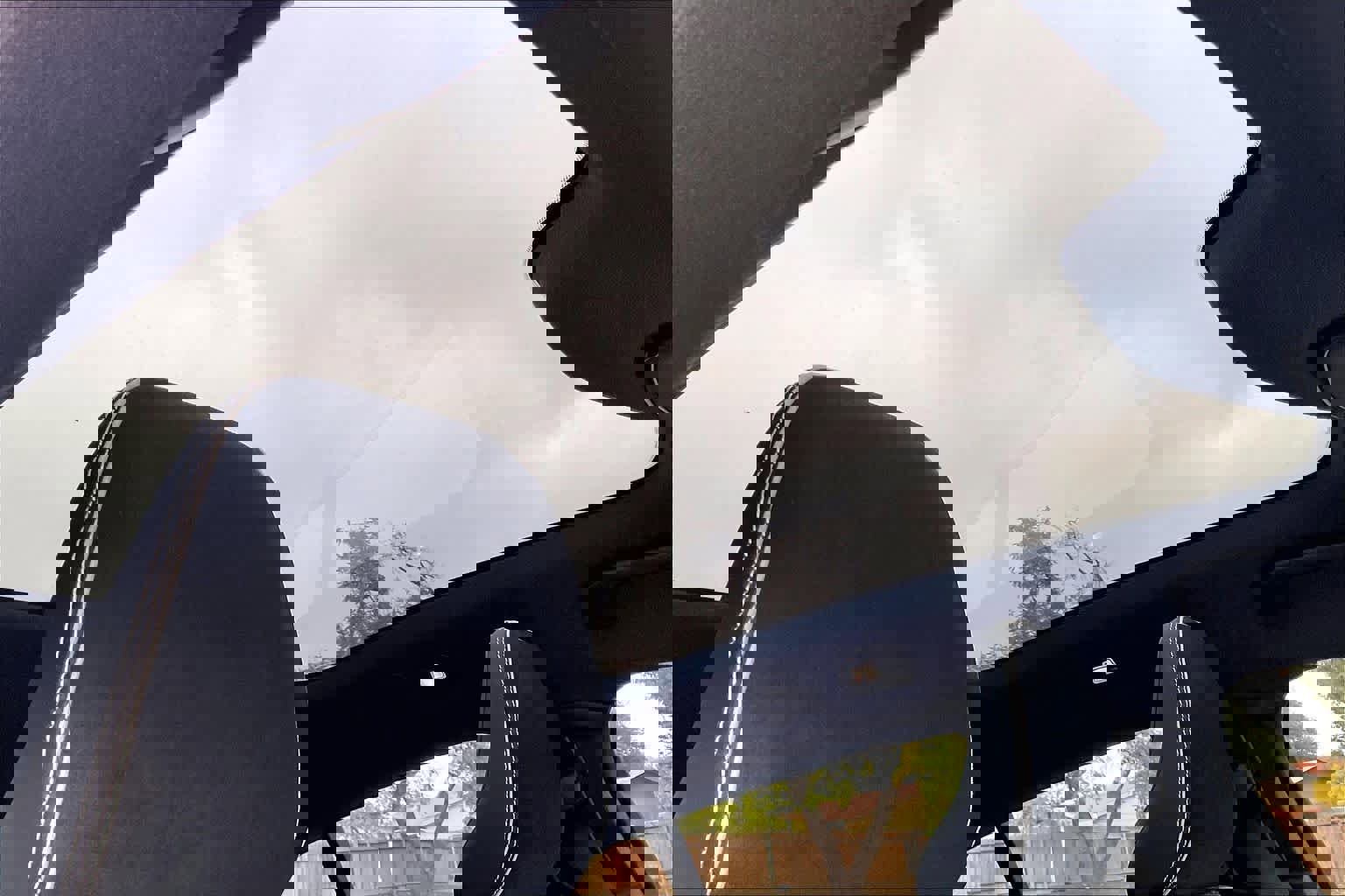 Used 2023 Volvo C40 P8 Recharge Ultimate w/ Protection Package Premier image 25