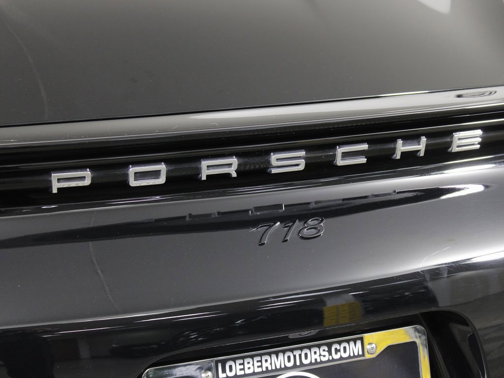 Used 2021 Porsche 718 Boxster S image 18