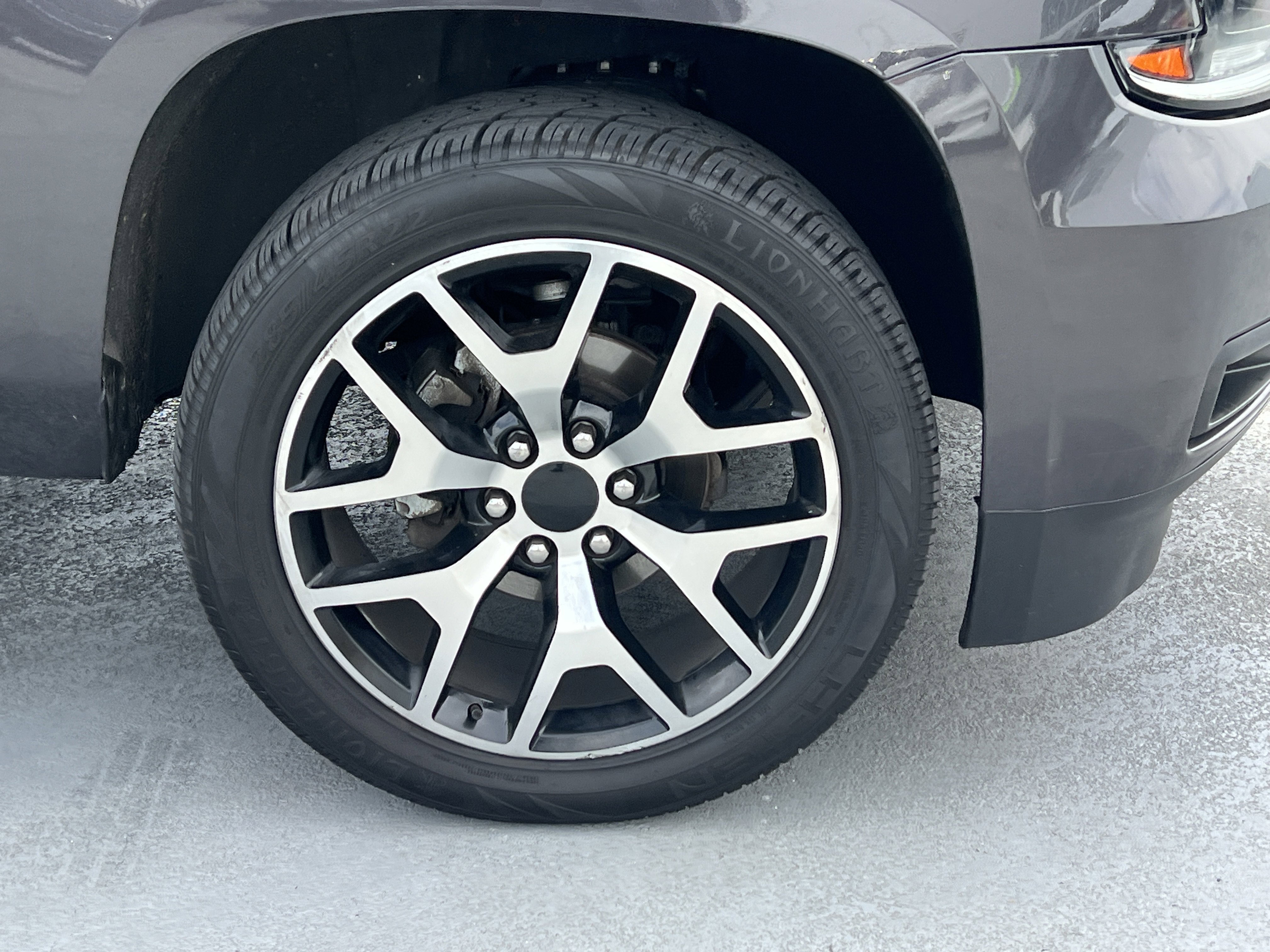Used 2016 Chevrolet Tahoe LS image 15