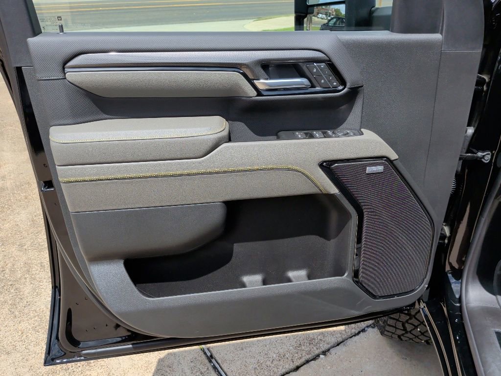 New 2026 Chevrolet Silverado 2500 ZR2 AWD/4WD image 11