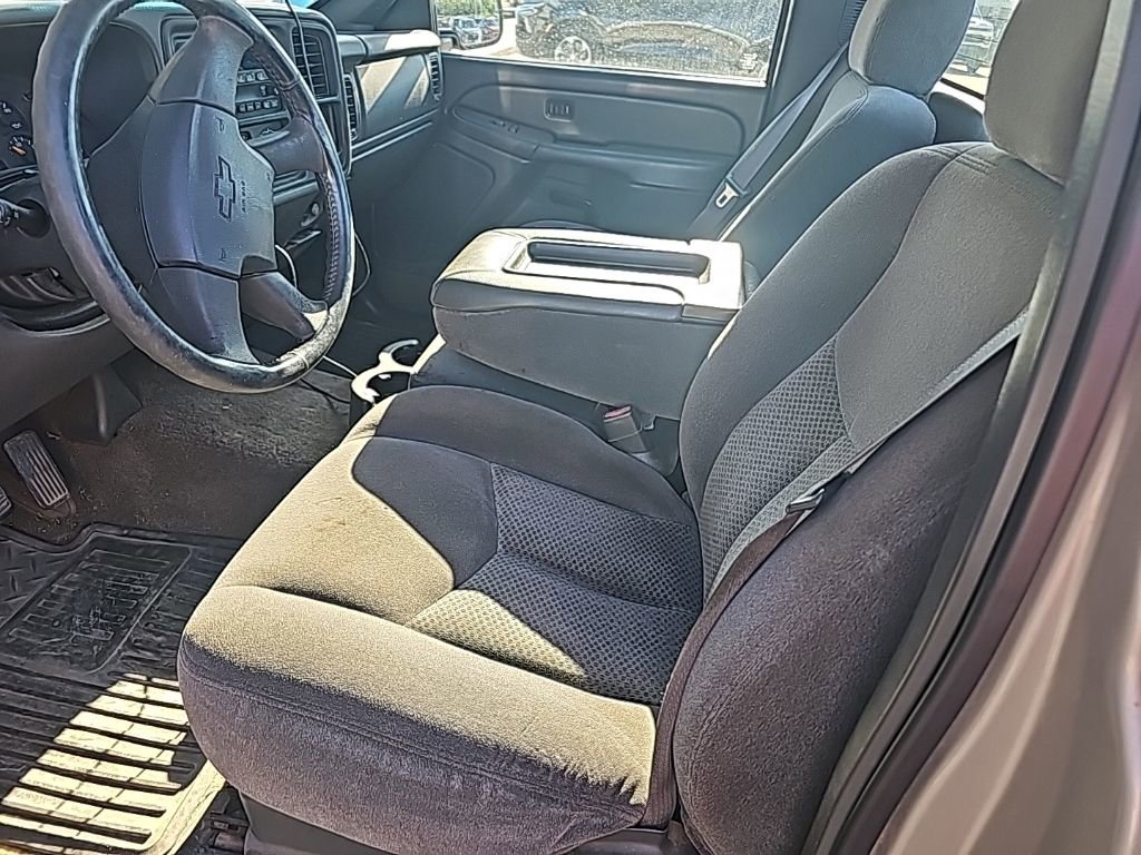 Used 2005 Chevrolet Silverado 1500 LS w/ Light Duty Power Package RWD image 13