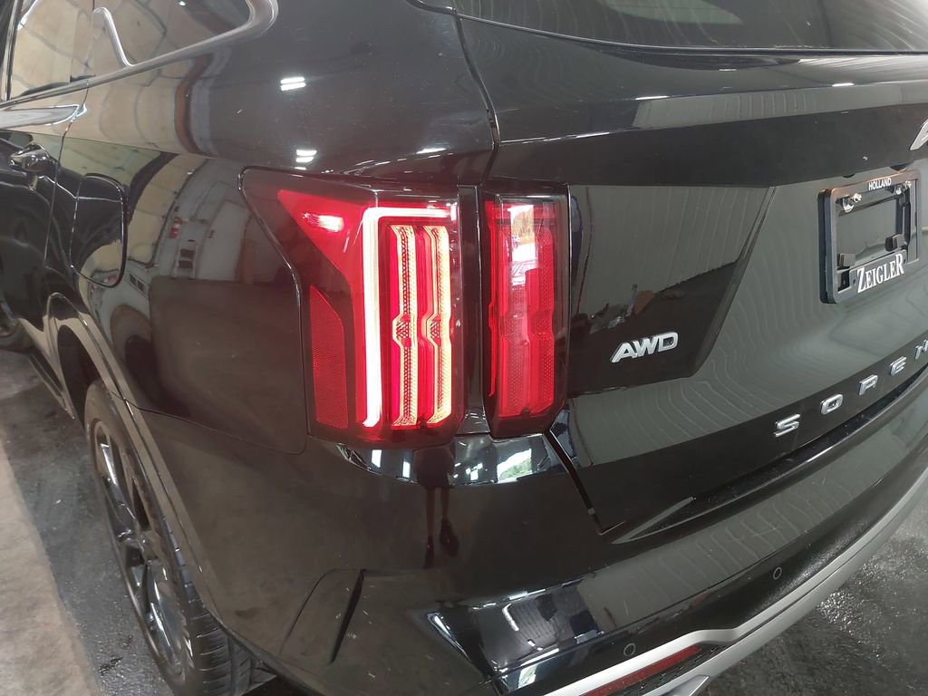 Used 2022 Kia Sorento SX AWD/4WD image 36