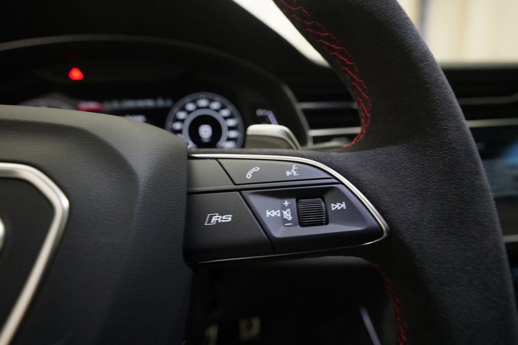 New 2026 Audi RS Q8 performance image 17