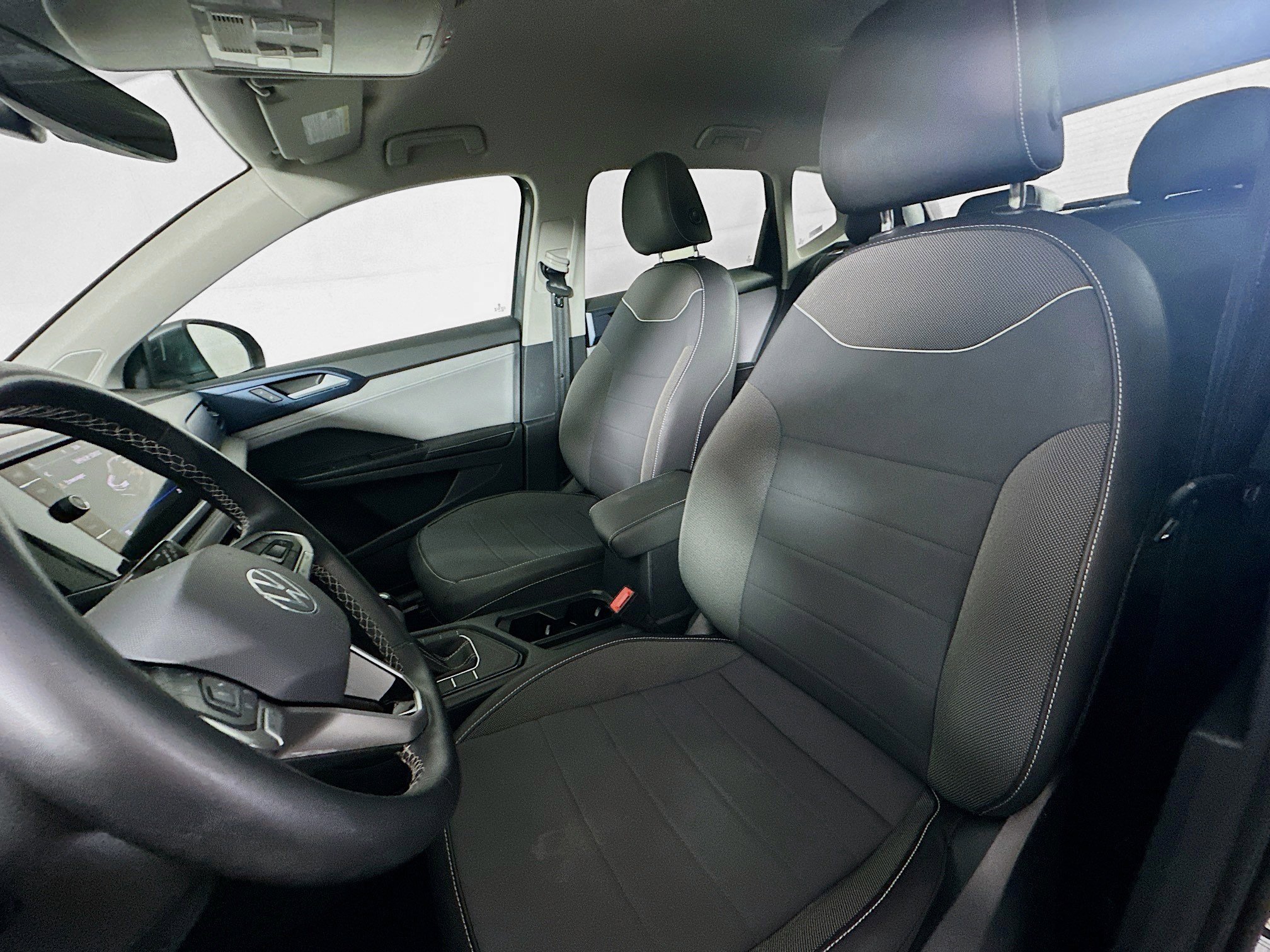 Used 2024 Volkswagen Taos SE image 13