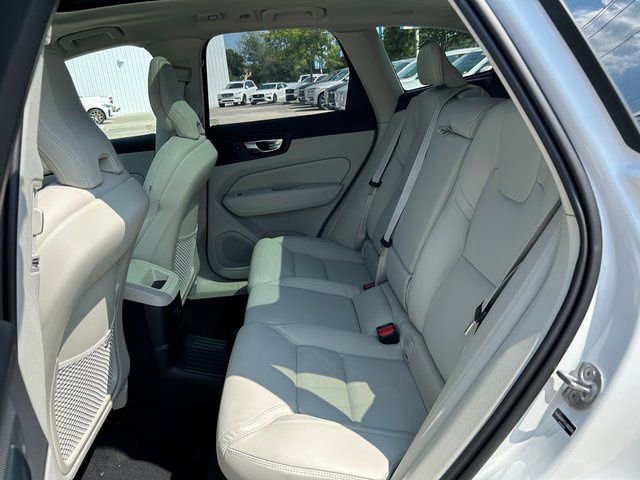 New 2025 Volvo XC60 T8 Ultra w/ Protection Package Premier image 17