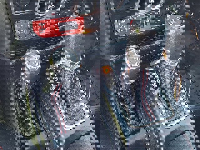 Used 2019 Jeep Wrangler Unlimited Rubicon image 19