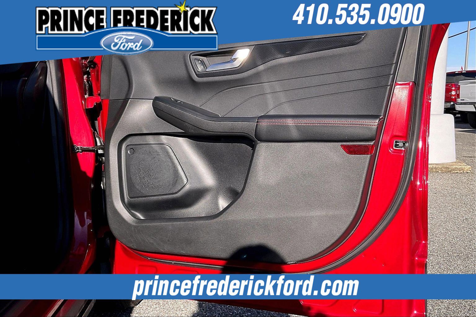 Used 2025 Ford Escape ST-Line image 21