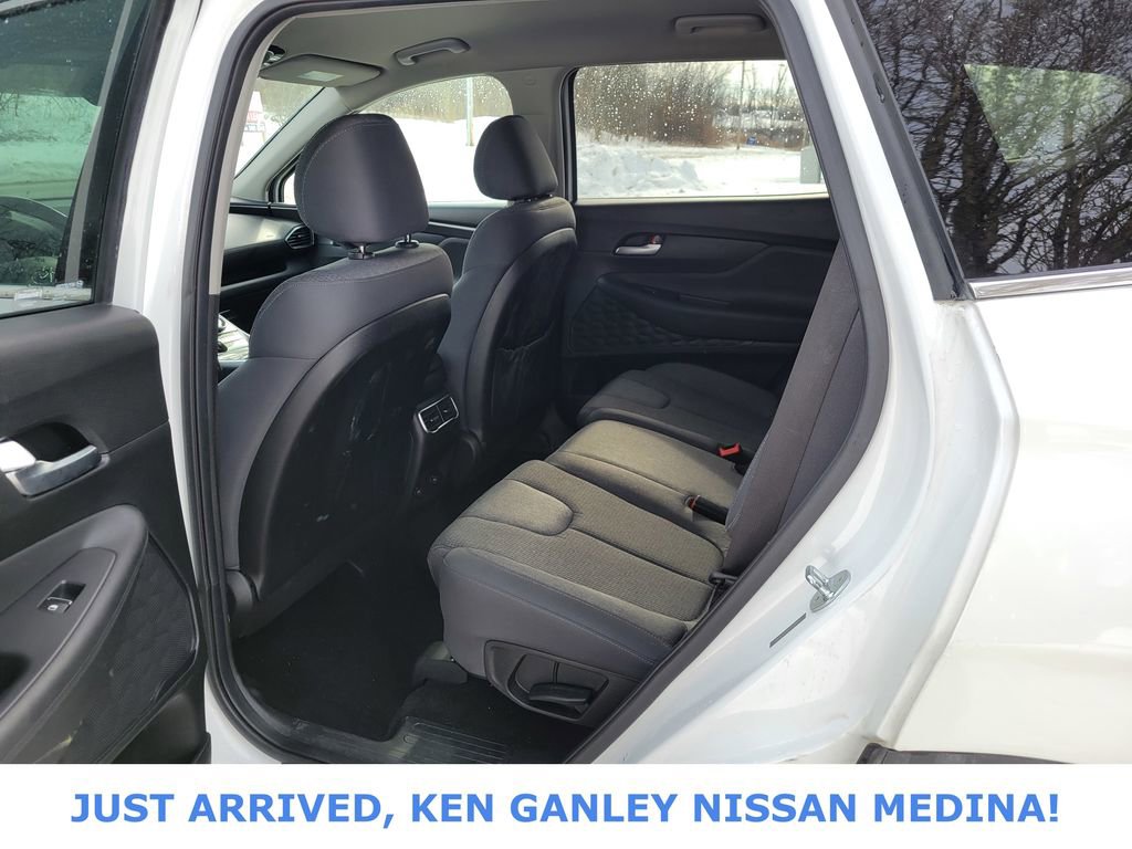 Used 2023 Hyundai Santa Fe SEL image 15