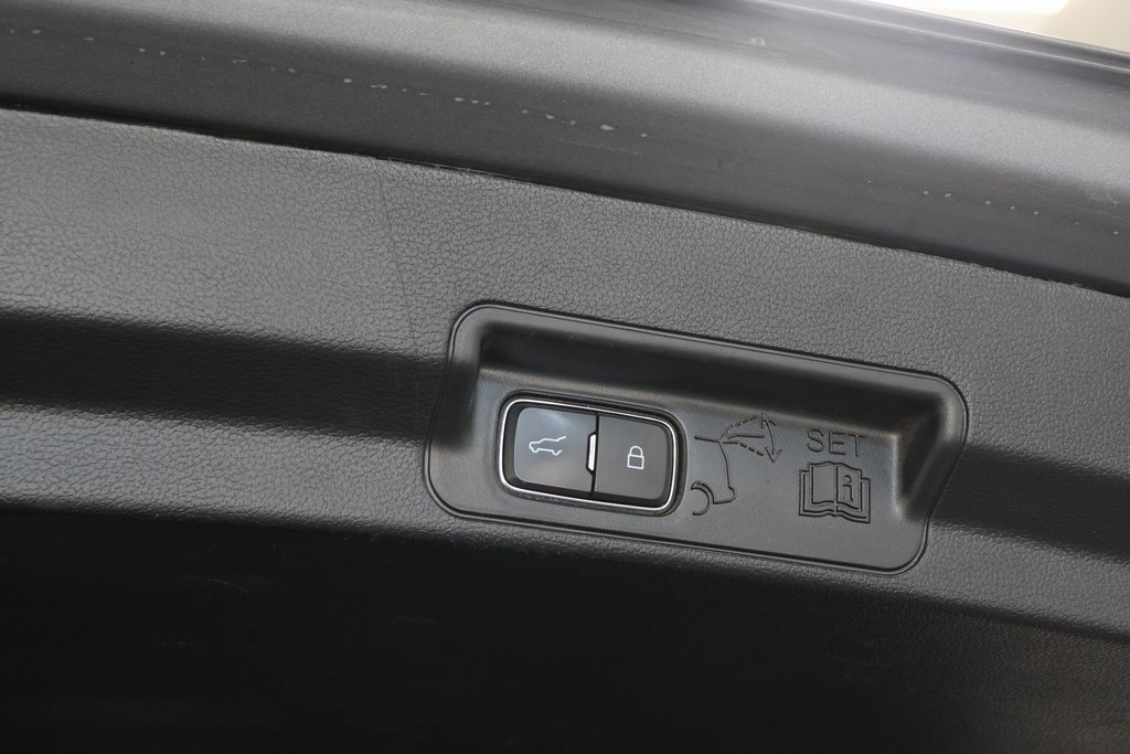 Used 2021 Ford Explorer ST w/ Premium Technology Package image 32