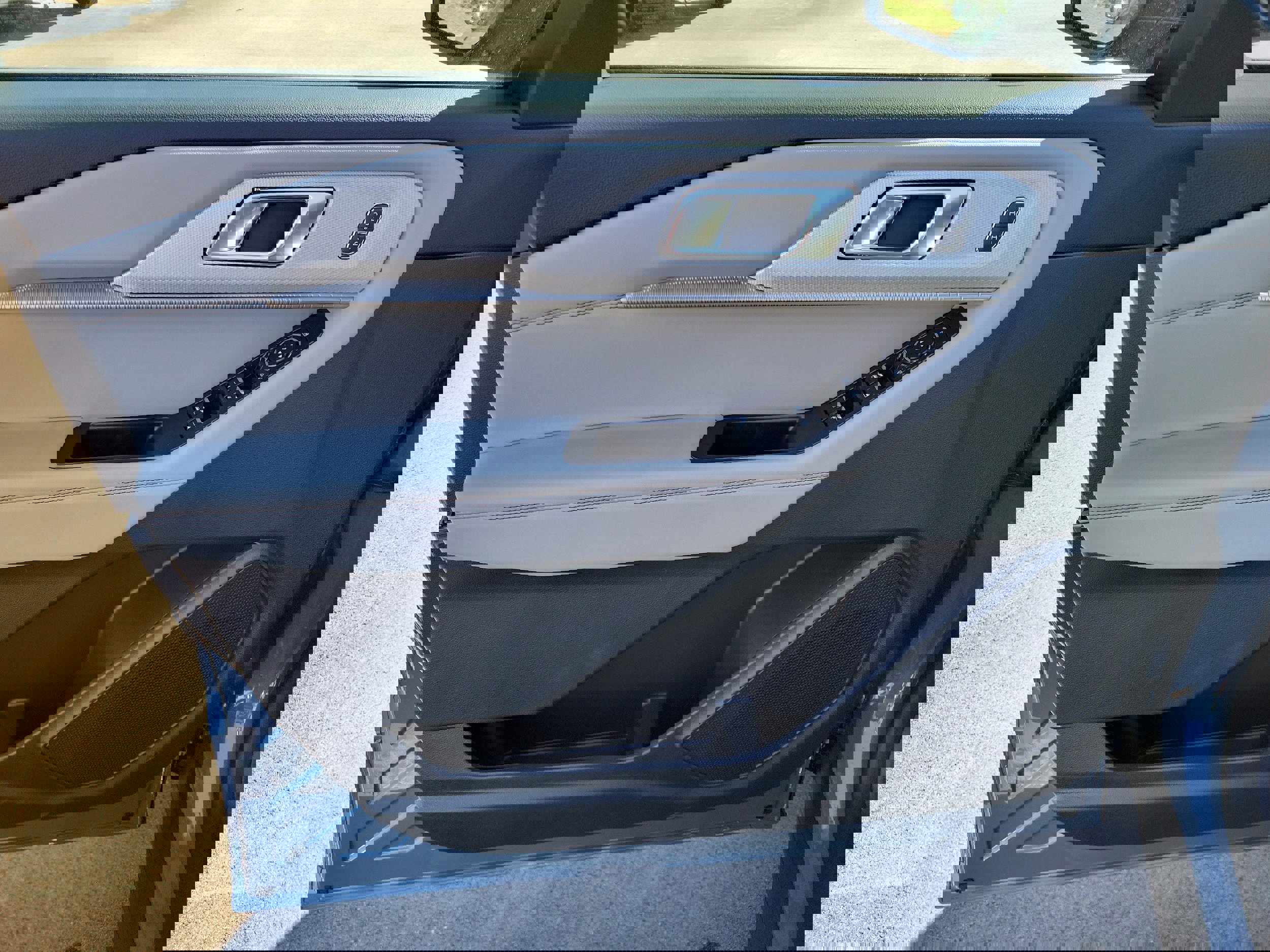 New 2026 Ford Explorer Active w/ Active Comfort Package image 17