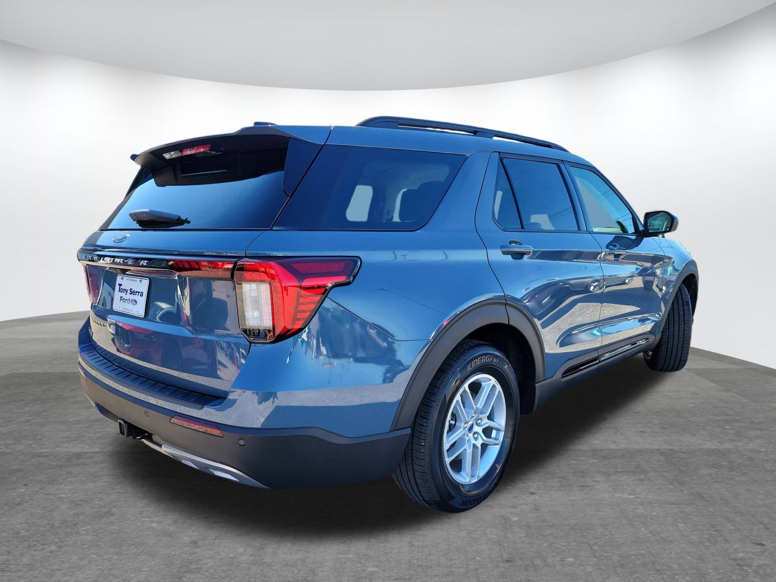 New 2026 Ford Explorer Active w/ Active Comfort Package image 5