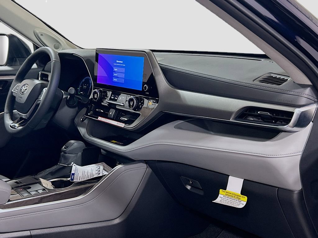 New 2026 Toyota Highlander Limited AWD/4WD image 29