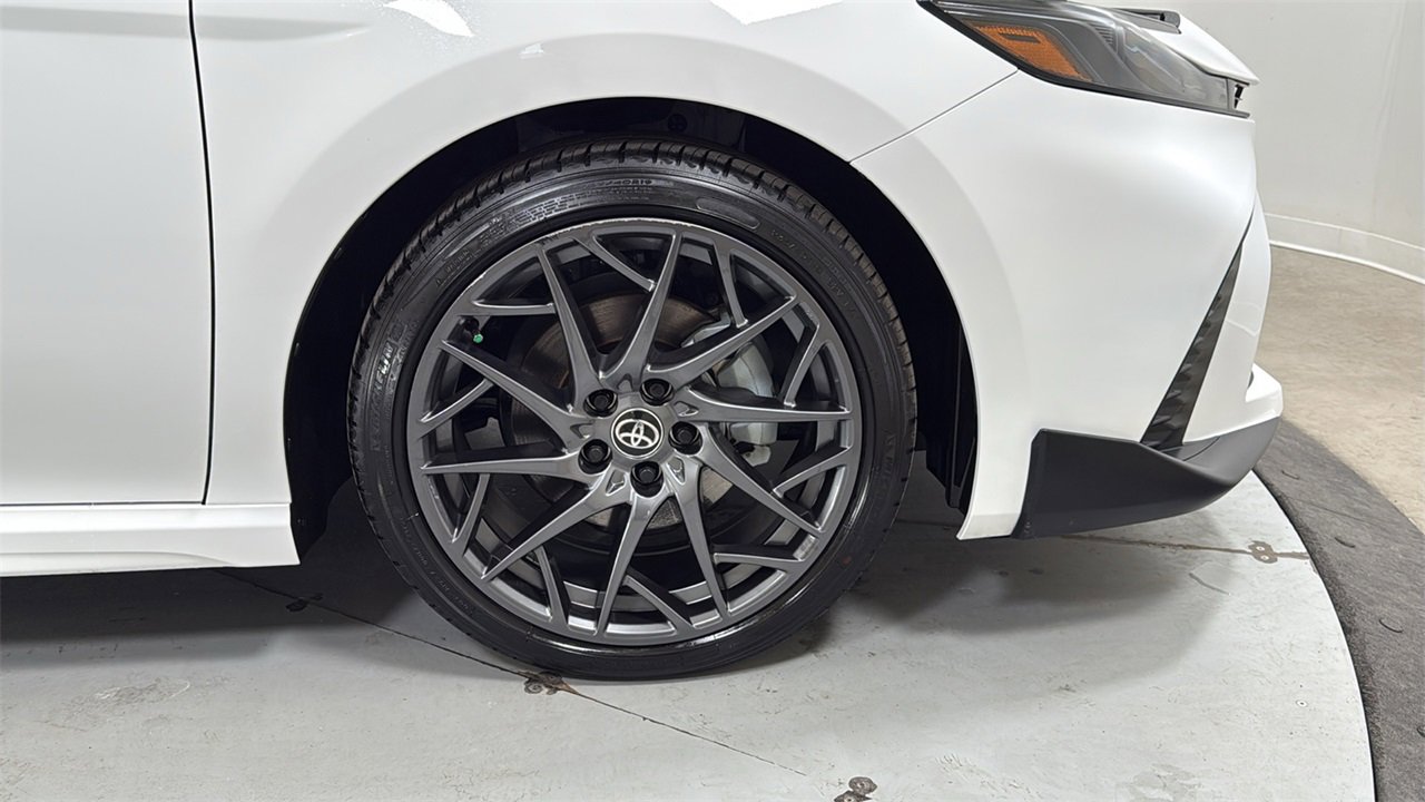 Certified 2025 Toyota Camry SE image 21