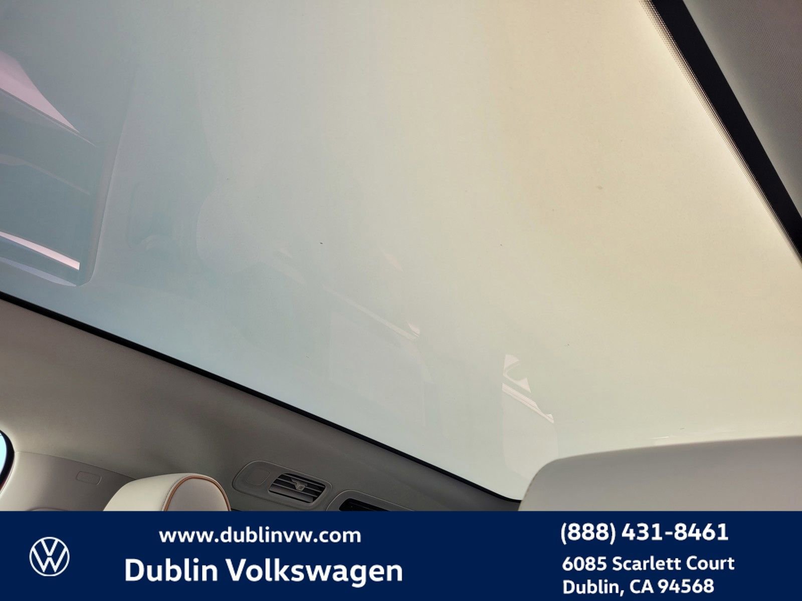 New 2025 Volkswagen ID. Buzz Pro S Plus image 15