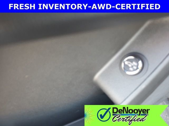 Used 2022 Chevrolet Traverse LT w/ LPO, Floor Liner Package image 26