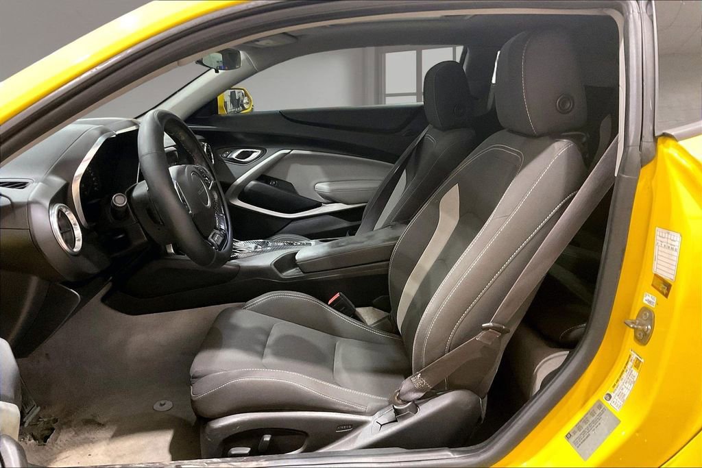 Used 2017 Chevrolet Camaro SS image 22