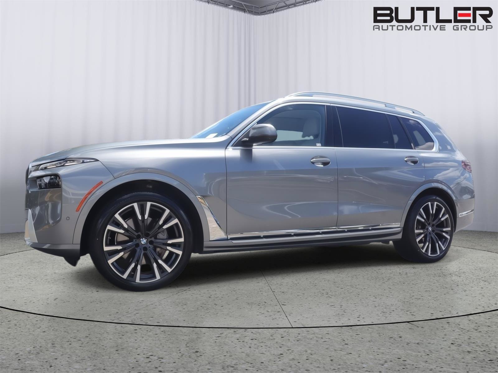 Used 2025 BMW X7 xDrive40i w/ Premium Package AWD/4WD video 1