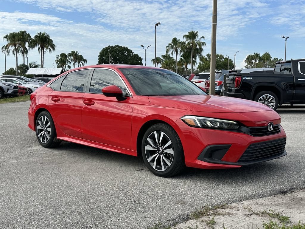 Used 2023 Honda Civic EX image 2
