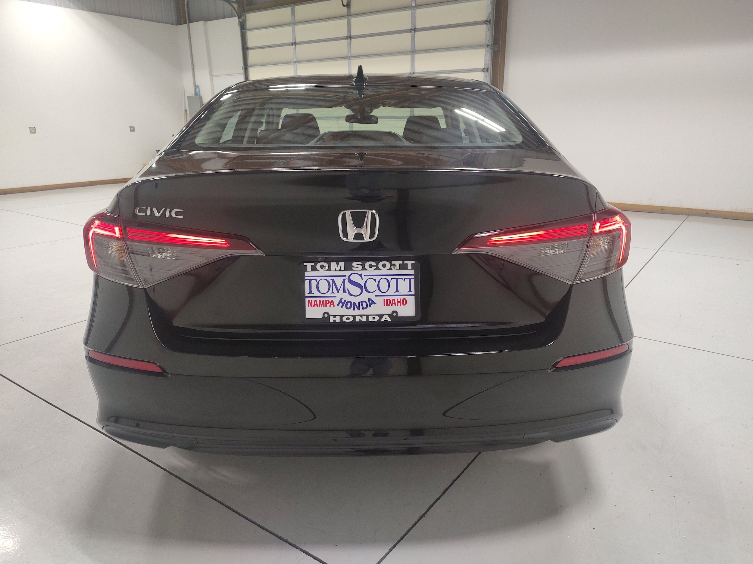 Used 2025 Honda Civic LX image 12
