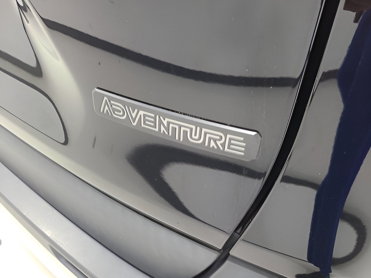 Used 2024 Toyota RAV4 Adventure AWD/4WD image 8