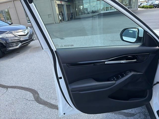 Used 2021 Kia Seltos EX image 14