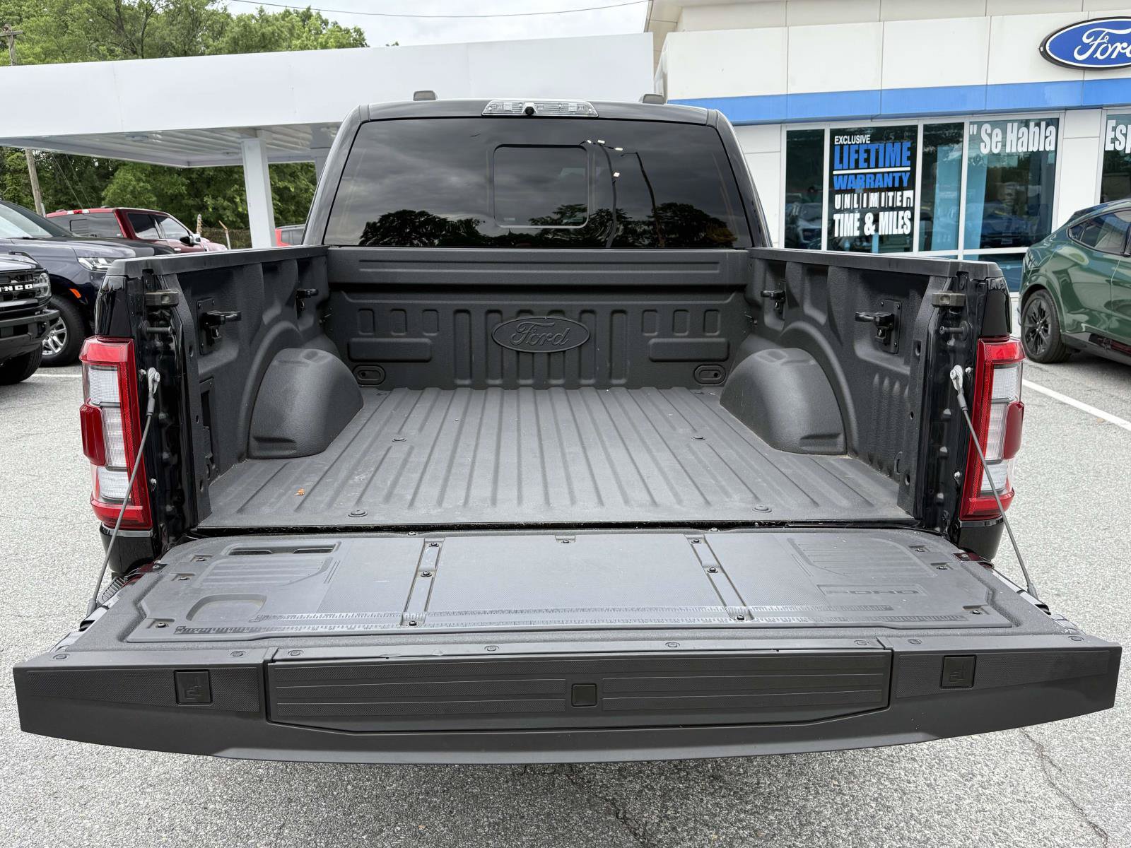 Certified 2023 Ford F150 Raptor AWD/4WD image 31