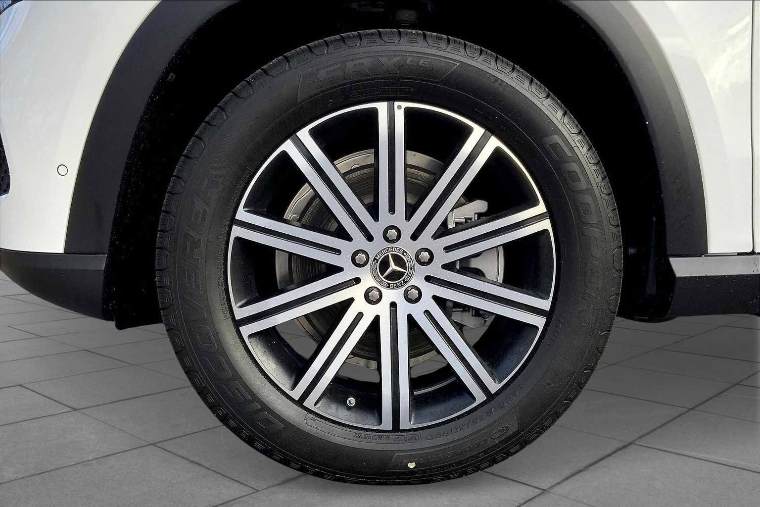 Certified 2025 Mercedes-Benz GLE 350 4MATIC image 15