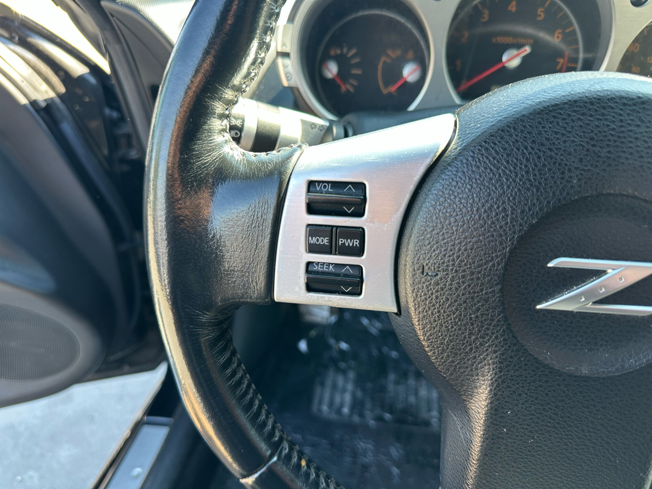 Used 2006 Nissan 350Z Touring image 35