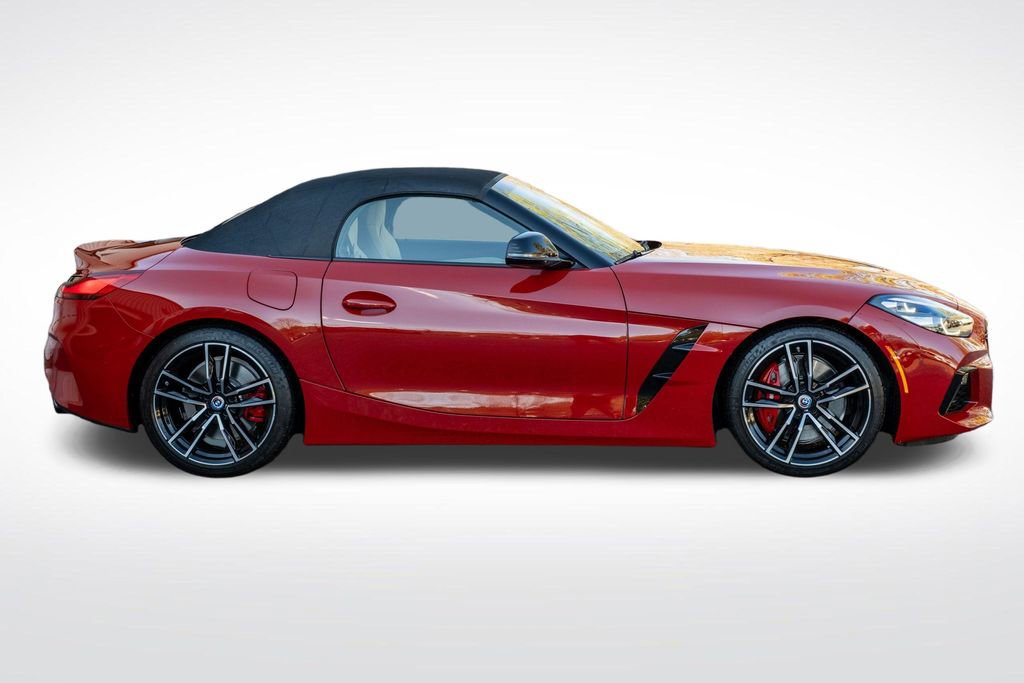 Used 2022 BMW Z4 M40i w/ Premium Package image 38