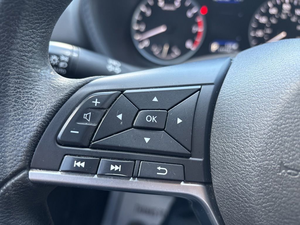 Used 2023 Nissan Sentra S image 17