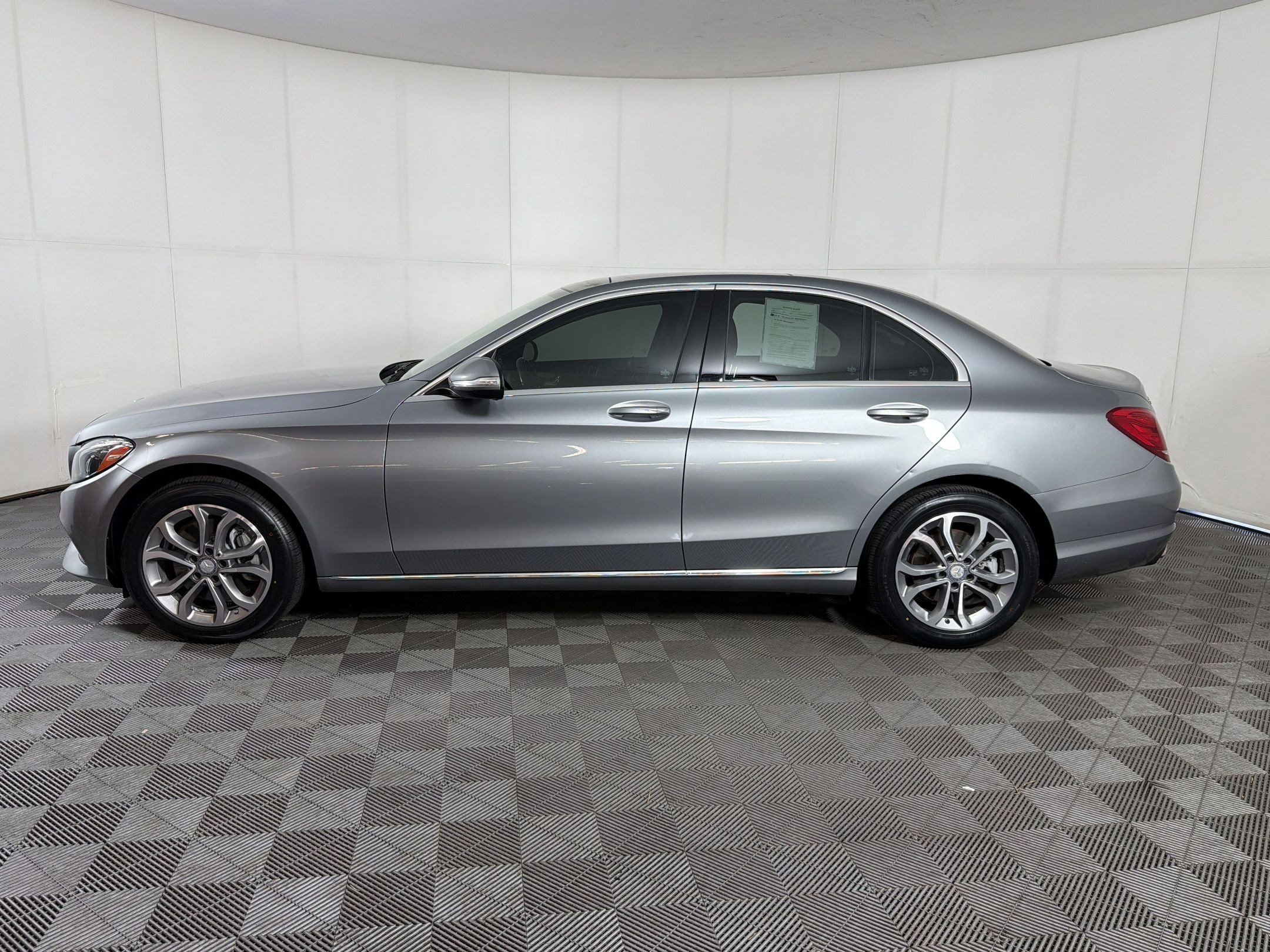 Used 2015 Mercedes-Benz C 300 4MATIC Sedan video 2