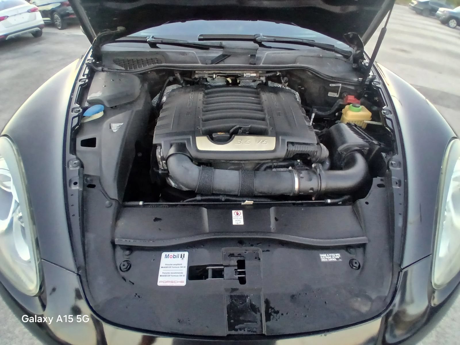 Used 2011 Porsche Cayenne AWD/4WD image 23