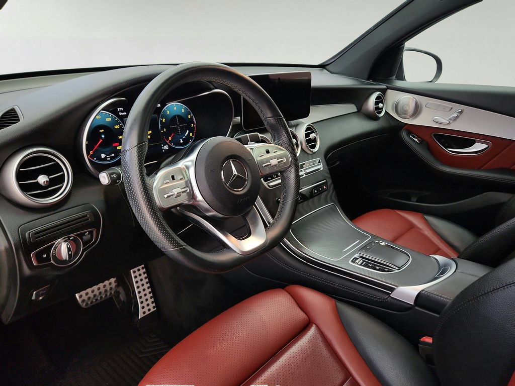 Used 2021 Mercedes-Benz GLC 300 4MATIC Coupe image 9