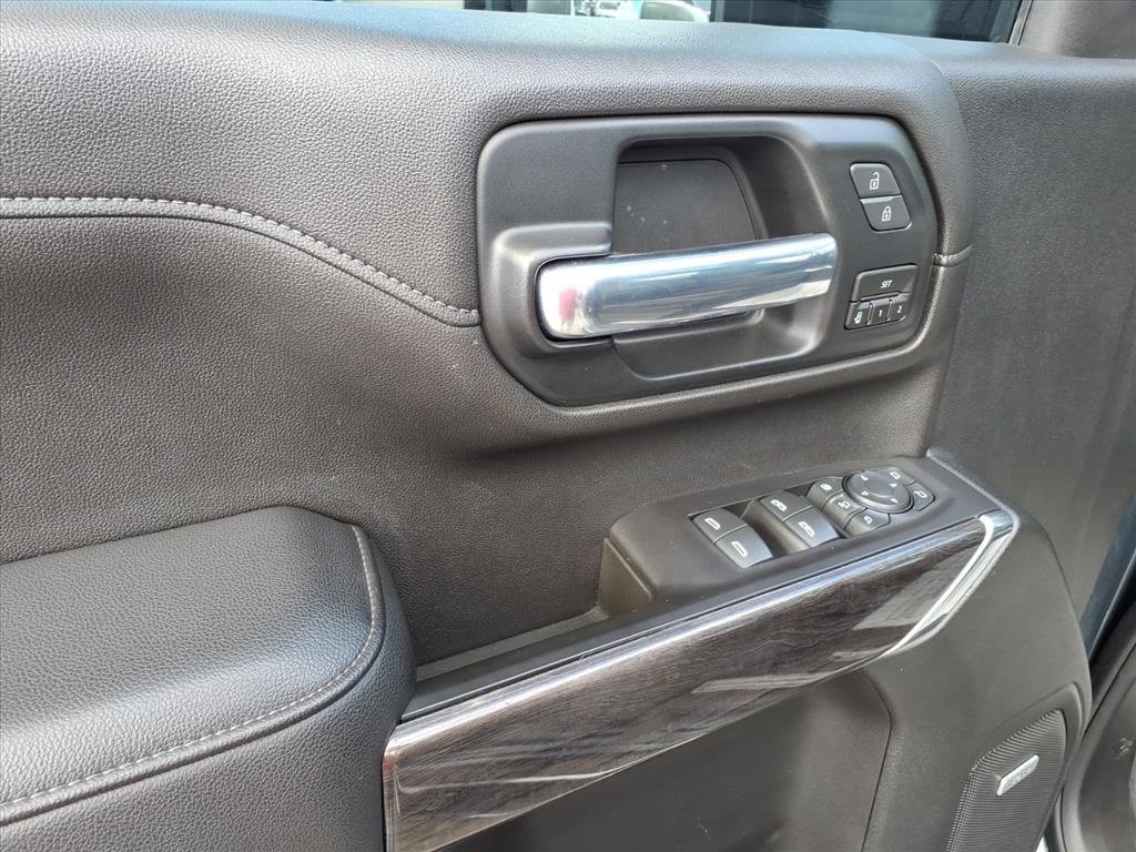 Certified 2020 Chevrolet Silverado 2500 LTZ w/ LTZ Premium Package image 12