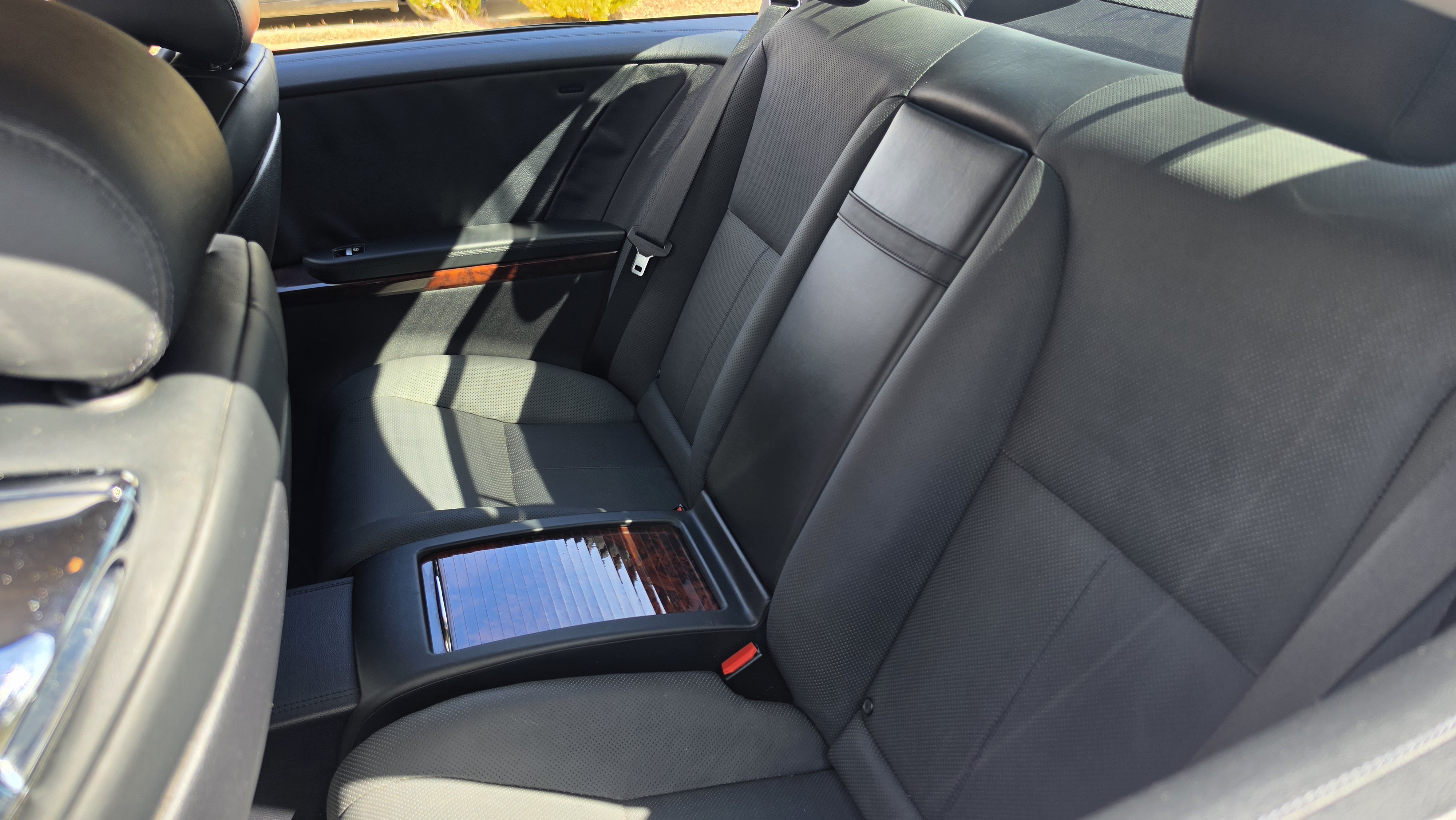 Used 2012 Mercedes-Benz CL 550 4MATIC w/ Sport Pkg image 24