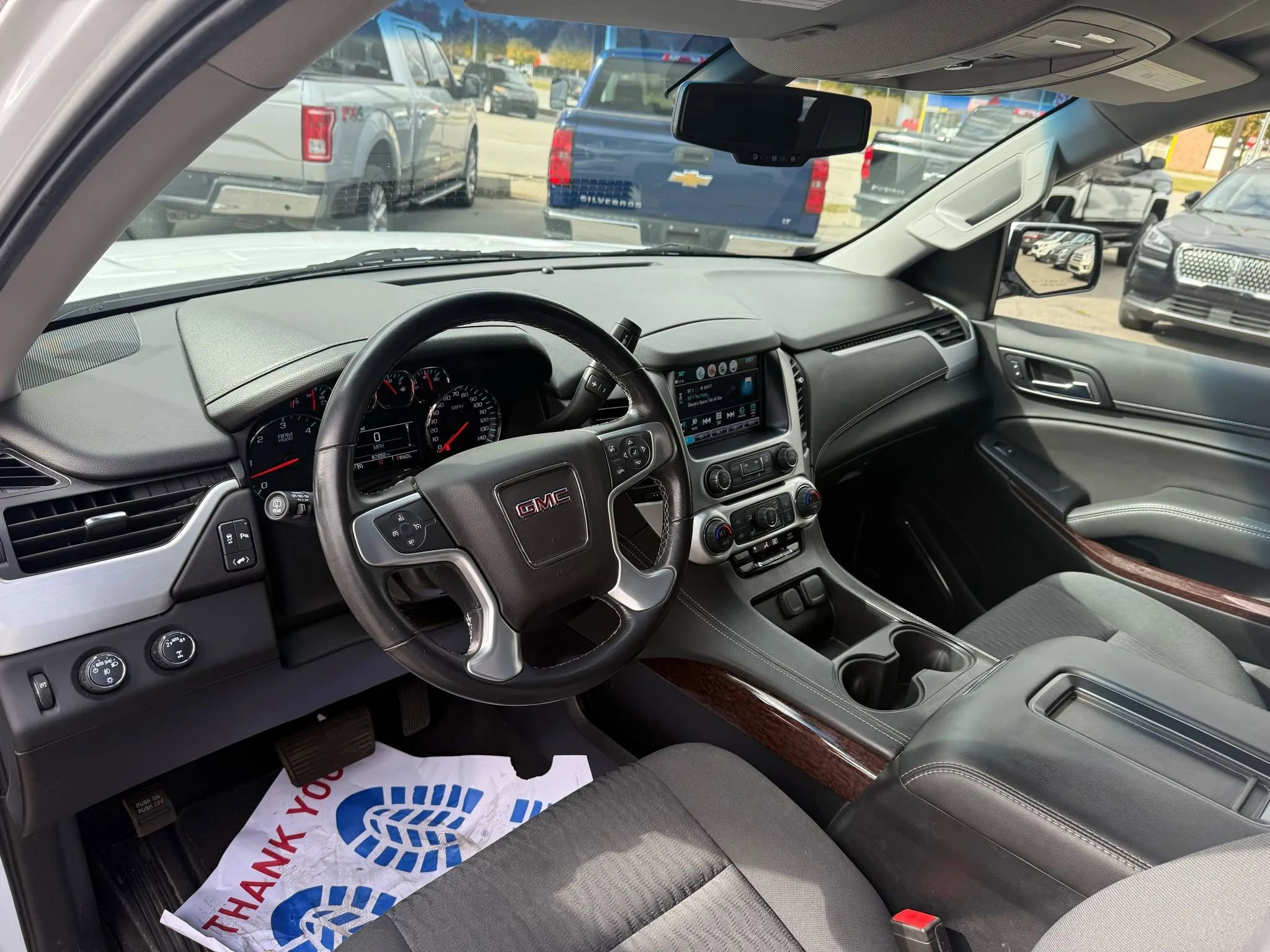 Used 2019 GMC Yukon SLE w/ SLE Value Package image 17
