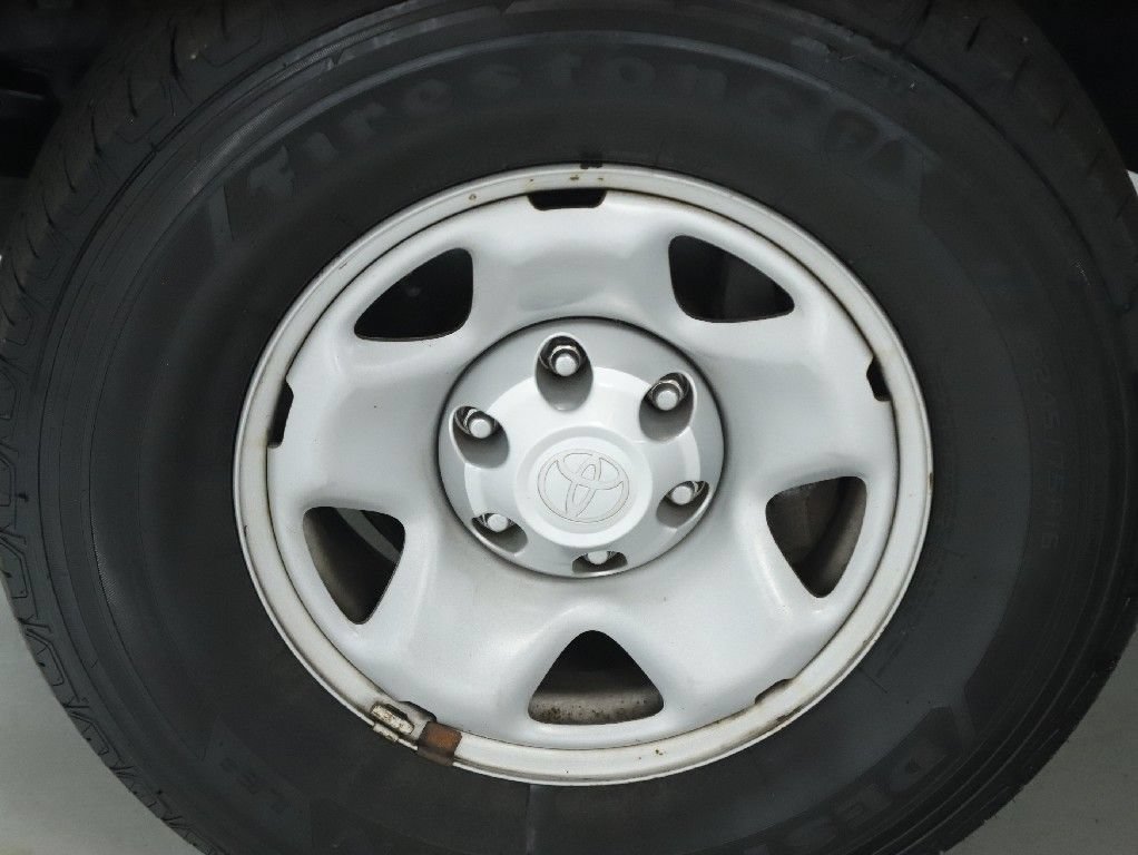 Used 2023 Toyota Tacoma SR AWD/4WD image 34